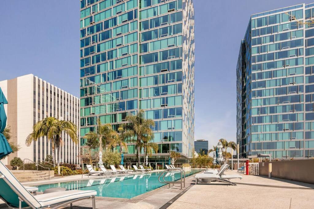 Ferienwohnung Lovely Upscale High Rise Private Parking & Pool Los Angeles Exterior foto